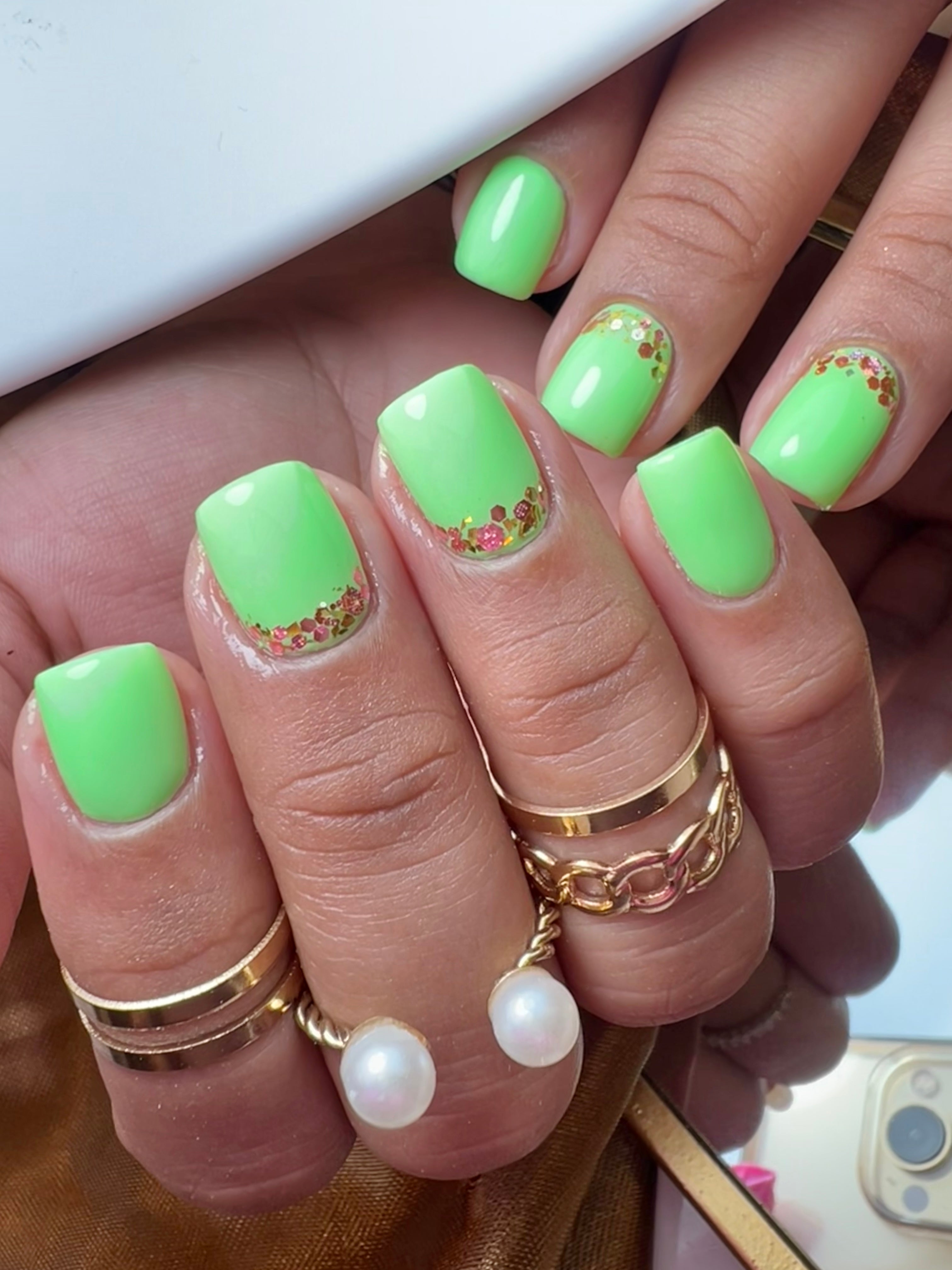 NUEVO GEL COLOR MINT BABY GREEN