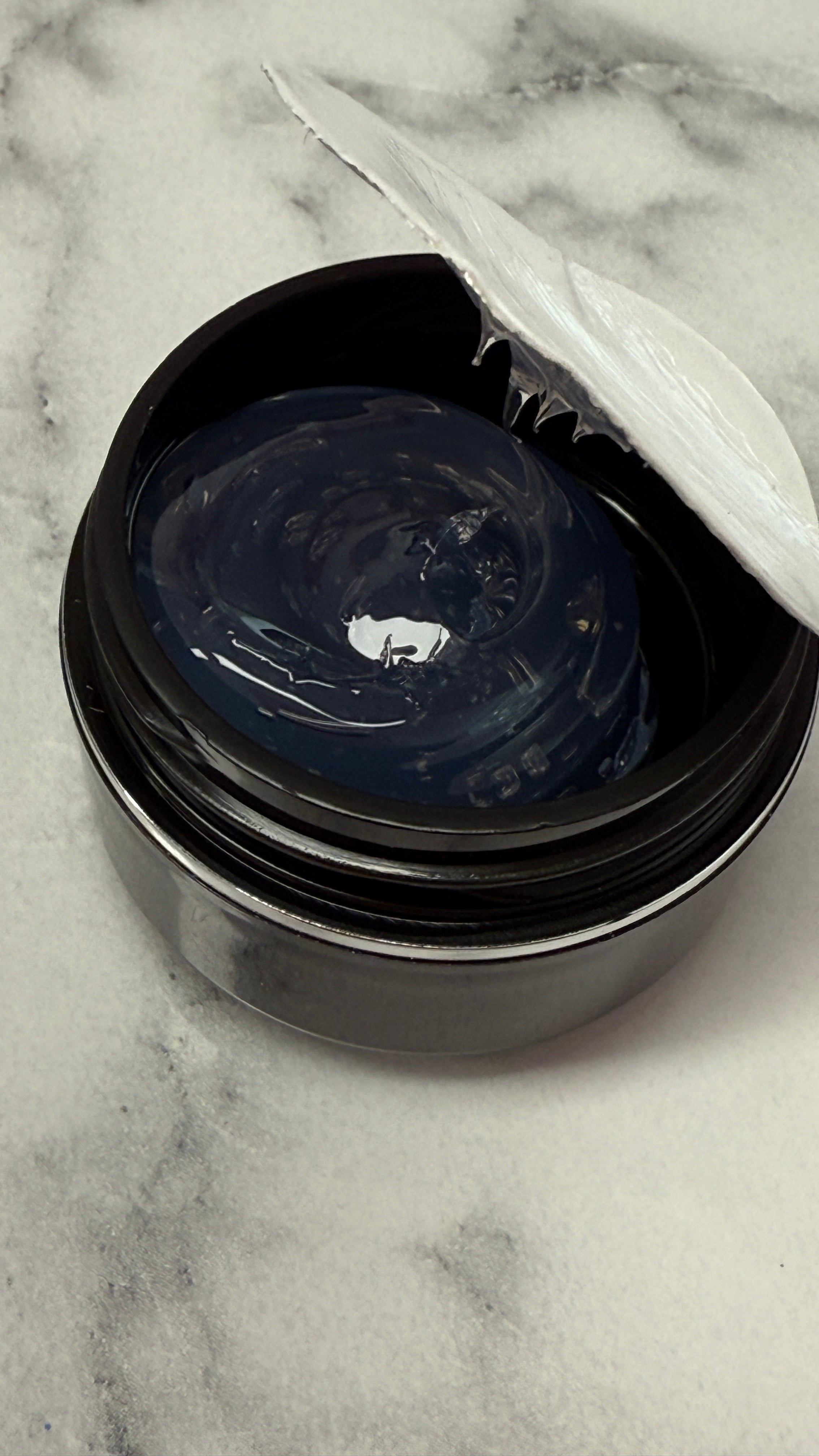 EMBOSSED GEL EFFECT