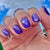Foto uñas violeta púrpura 