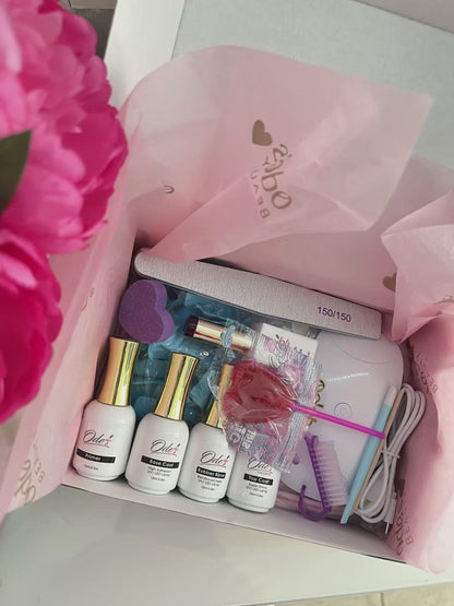 KIT MANICURA EN GEL CON CLASE GRATIS